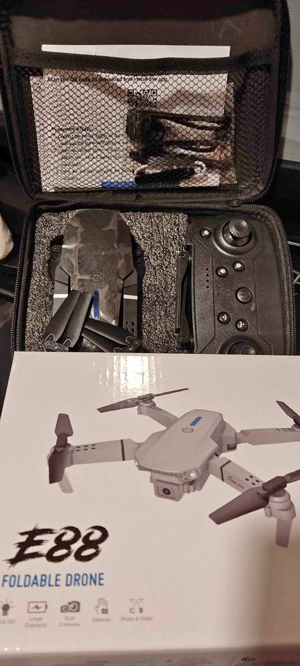 Mini Drone E888 Profesional Camara Hd Estuche Y Accesorios
