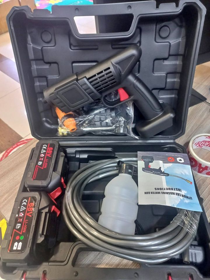 HIDROLAVADORA ALTA PRESION INALAMBRICA 68V DOBLE BATERIA MOD 13543
